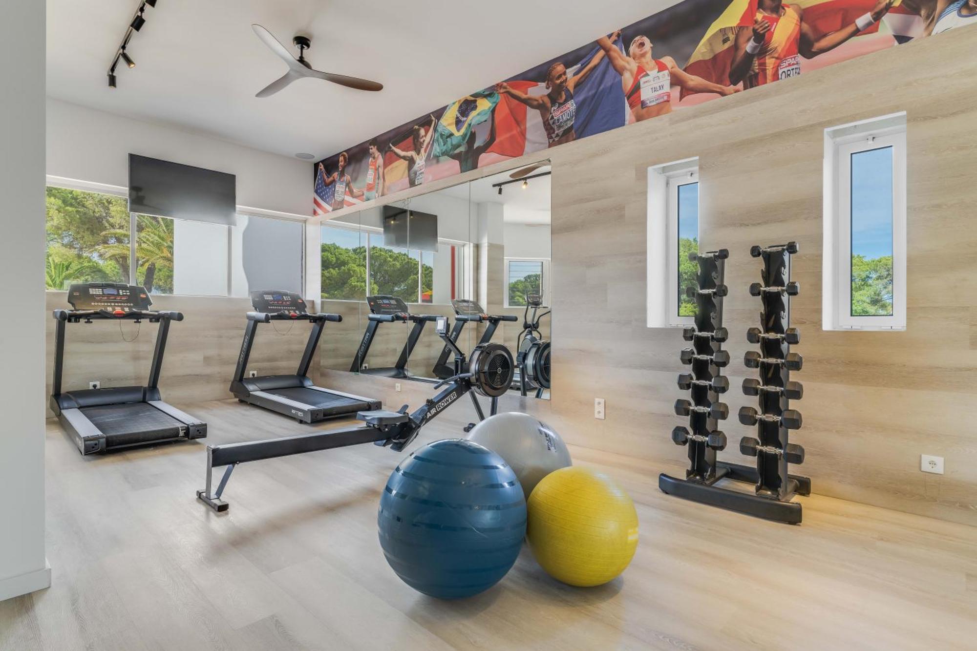 Pestana Blue Alvor Beach מראה חיצוני תמונה The gym at the hotel
